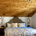アパートホテル Casa De Oro Alma 4*