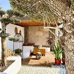 Casa De Oro Alma アパートホテル