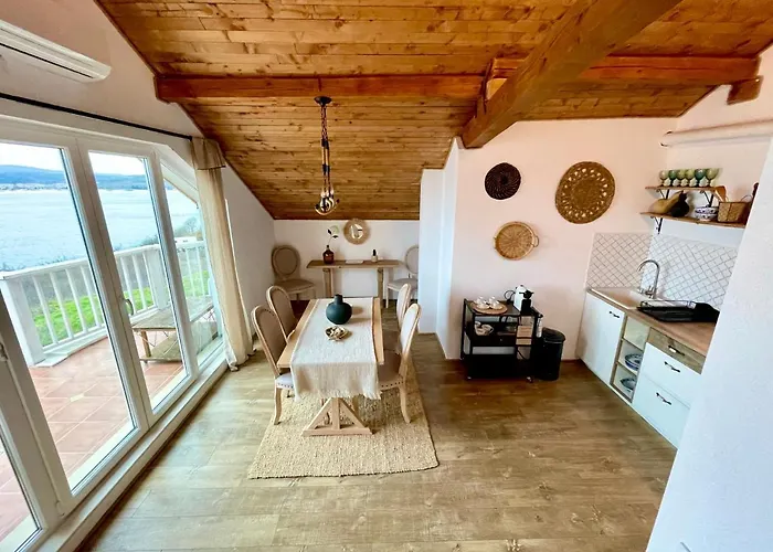 Casa De Oro Alma Apartahotel